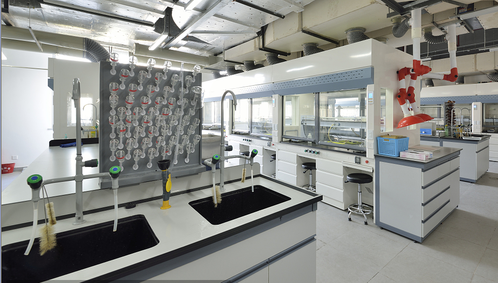 實(shí)驗(yàn)室暖通實(shí)驗(yàn)室設(shè)計(jì)方案(圖1) 實(shí)驗(yàn)室暖通實(shí)驗(yàn)室設(shè)計(jì)方案(圖1)