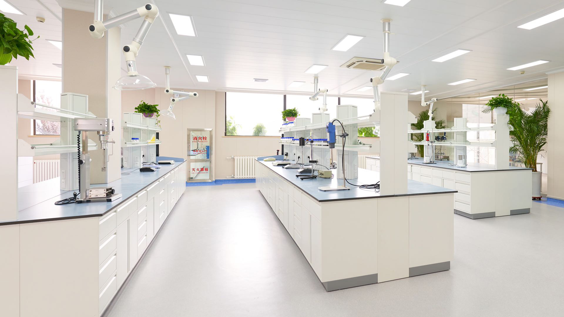 化學(xué)檢測實驗室消防設(shè)計與建設(shè)實踐(圖3) 化學(xué)檢測實驗室消防設(shè)計與建設(shè)實踐(圖3)